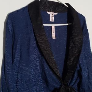 NWT Victoria's Secret Robe.
